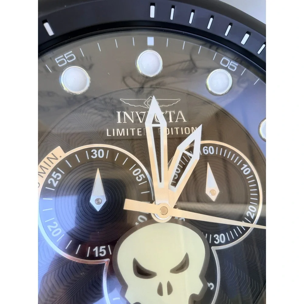 Invicta Marvel Punisher Limited Edition Venom Wall Clock Model 34794 Works NWOB